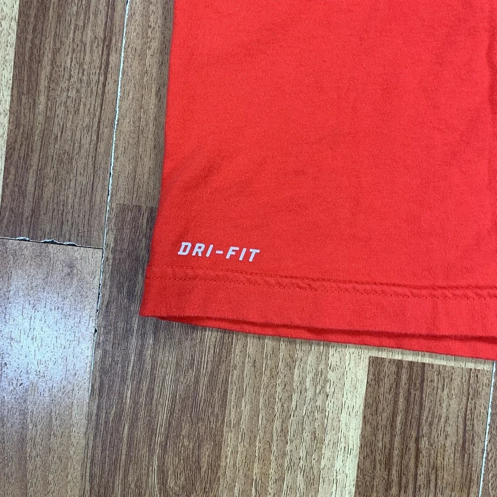 Nike Shirt Mens Extra Large XL Red Broken Basketball Board Athletic Casual